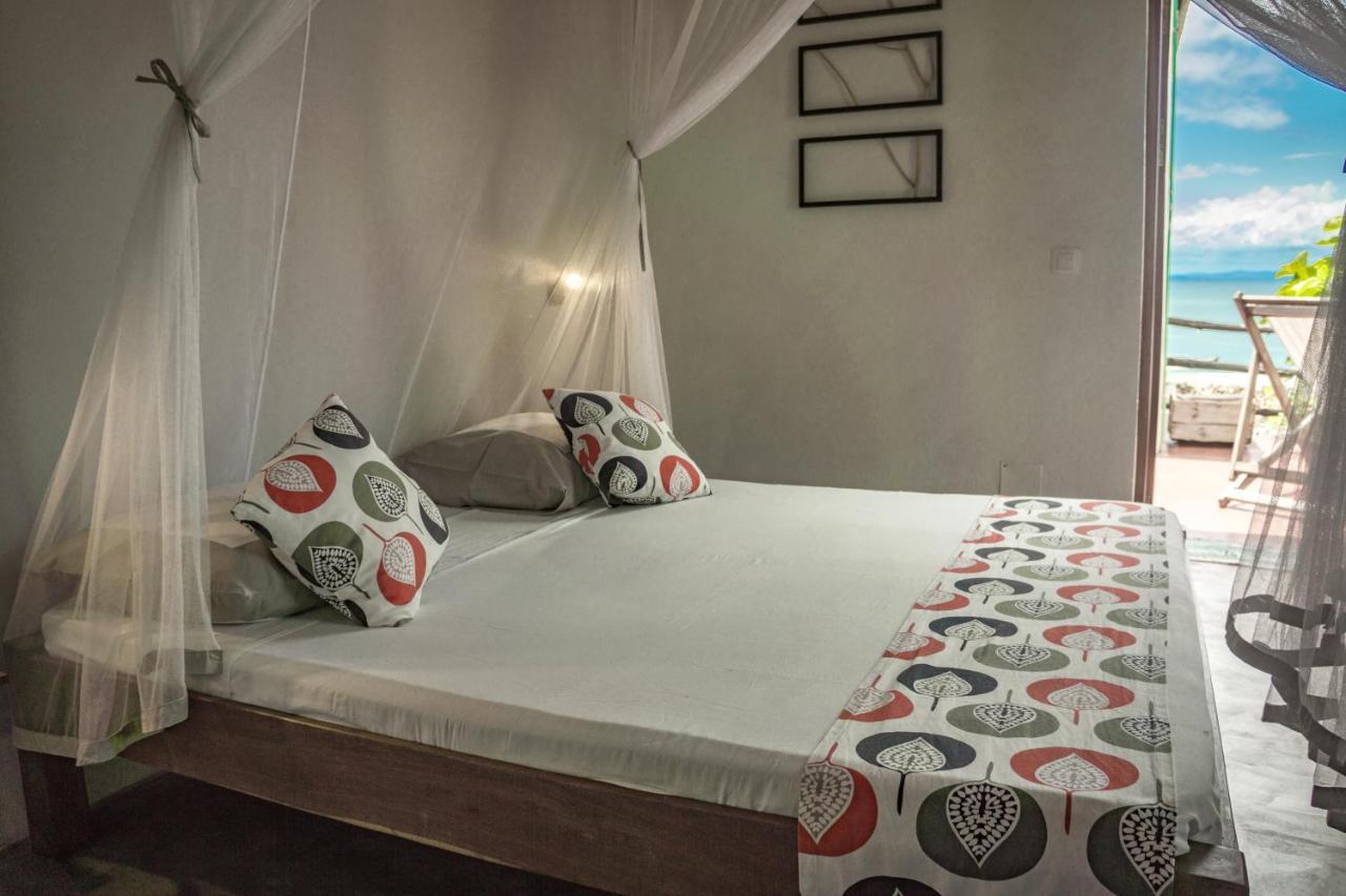 Chez Senga Hotel Madirokely  Buitenkant foto
