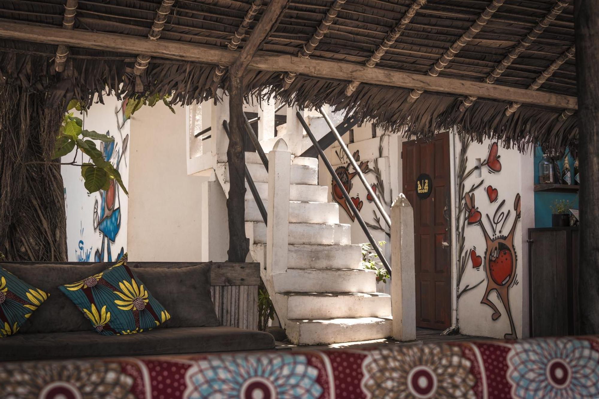 Chez Senga Hotel Madirokely  Buitenkant foto